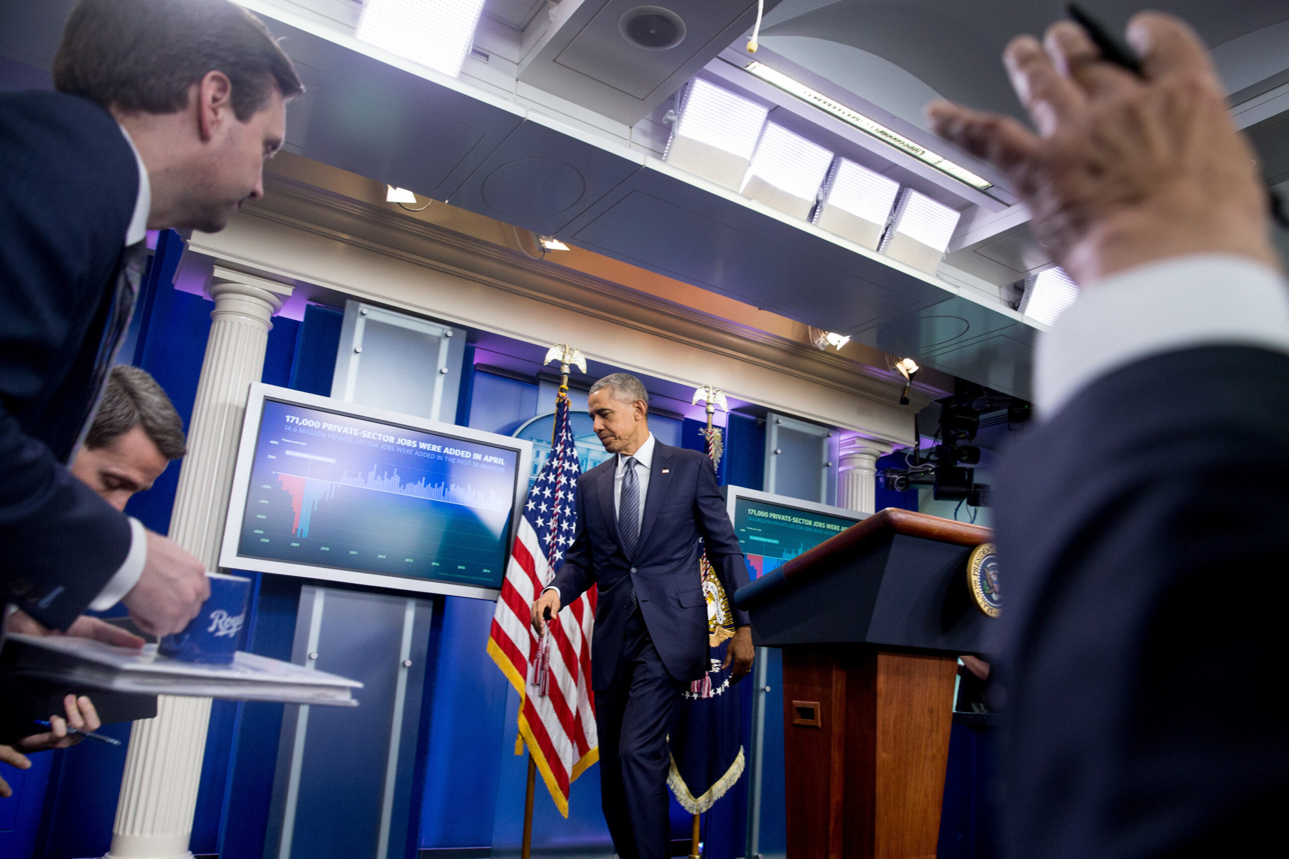 Obama report card: Approval up, economy down