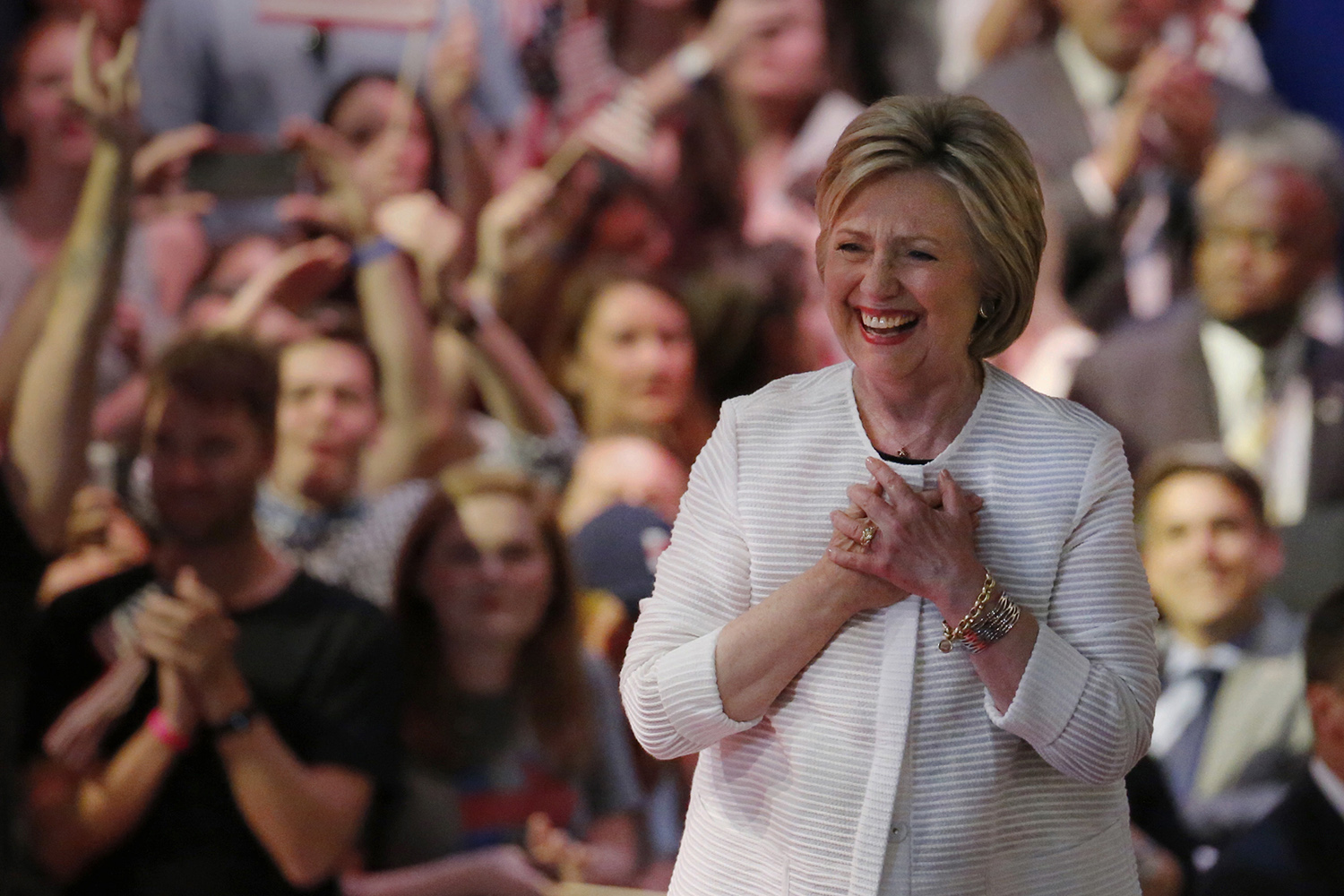 Clinton wins California primary