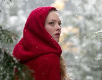 At the Movies this Weekend: <em>Battle: Los Angeles</em> and <em>Red Riding Hood</em>
