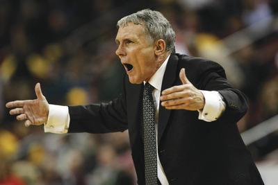 Turgeon, Terps pumped to honor former coach