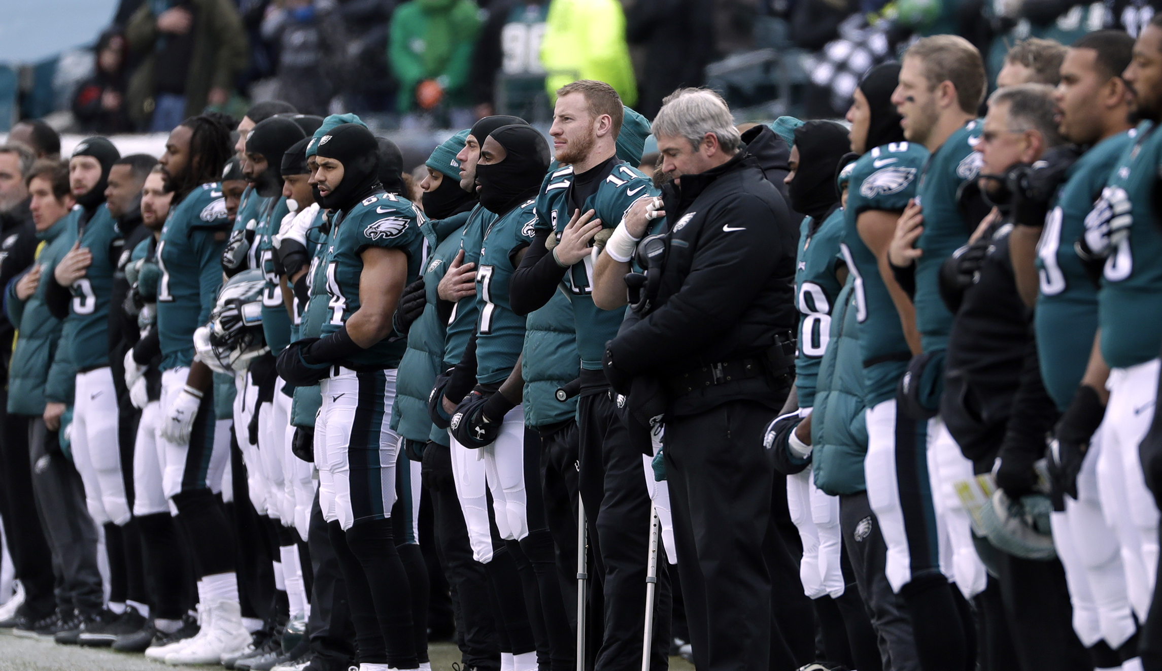 No, the Philadelphia Eagles didn’t kneel during the national anthem