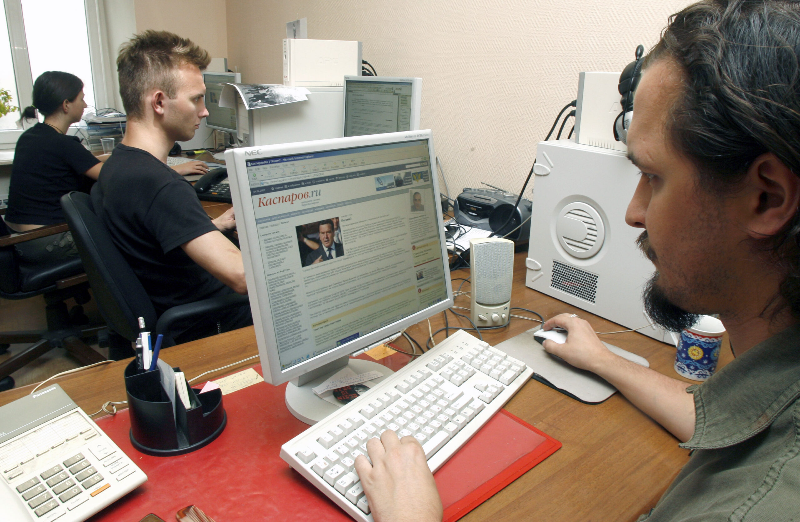 California hackers attack Kremlin, Putin’s website