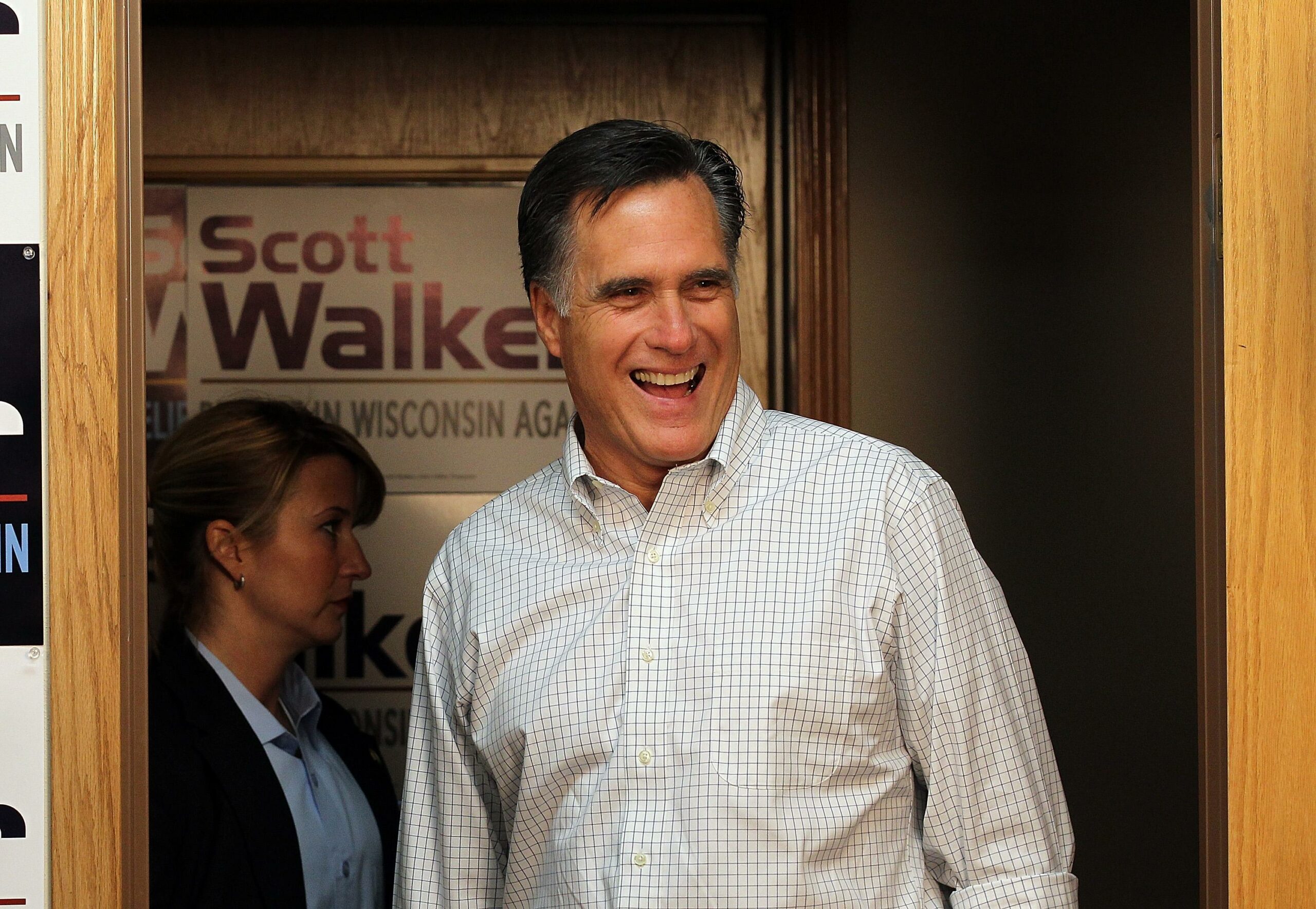 Walker’s Wisconsin worry: Romney needs a bolder message