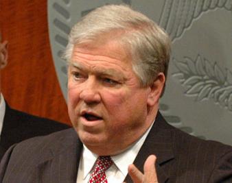 Presidential Future Ambiguous for Barbour