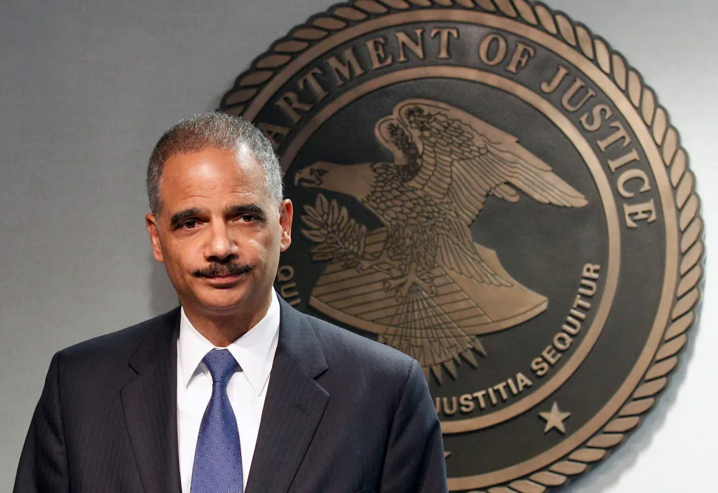 Justice won’t prosecute AG Holder for contempt