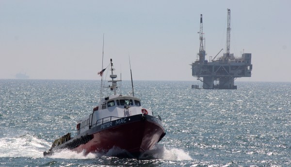 Shutdown forces delay of hearings on Trump offshore drilling plan