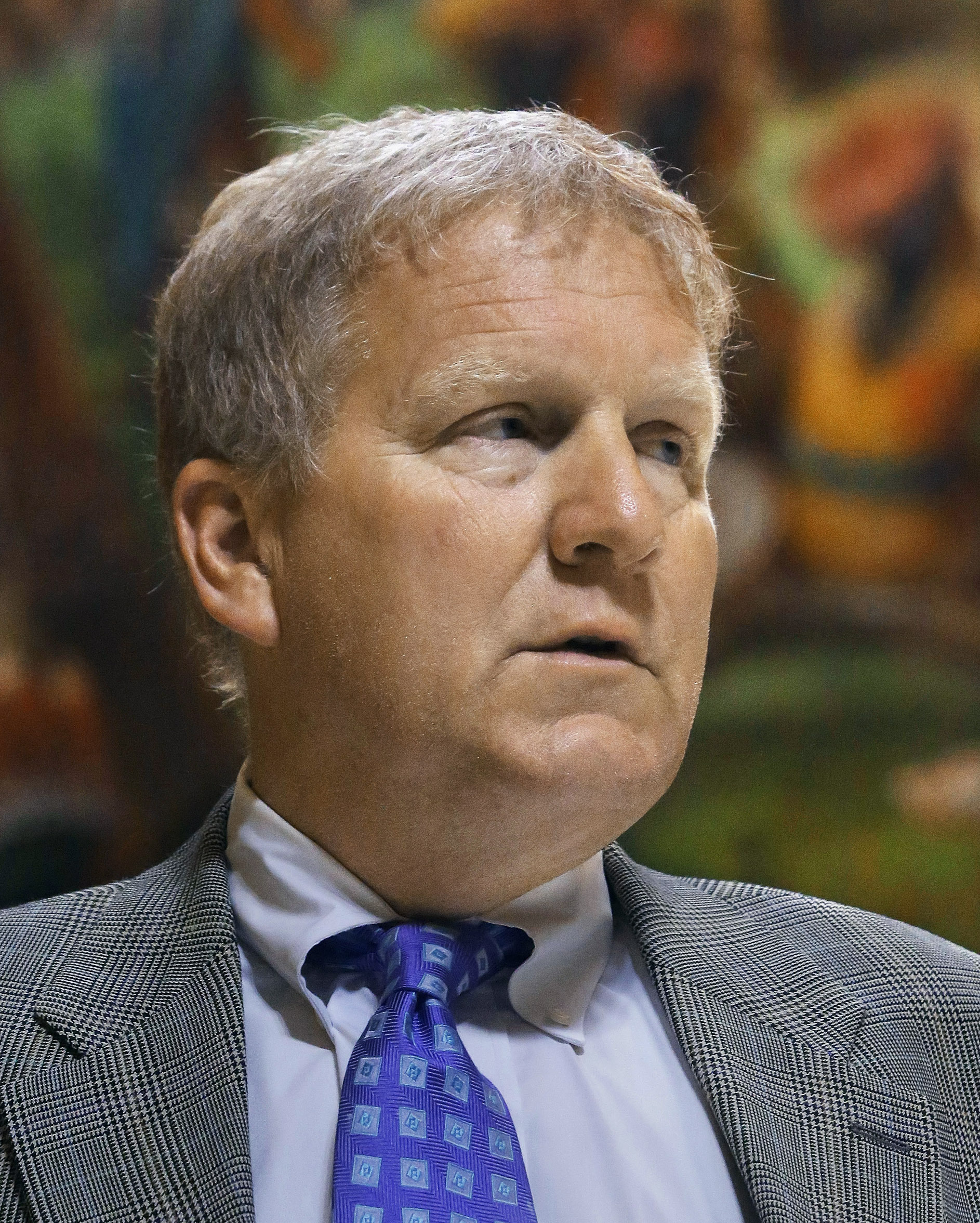 Illinois treasurer race heats up over accusations