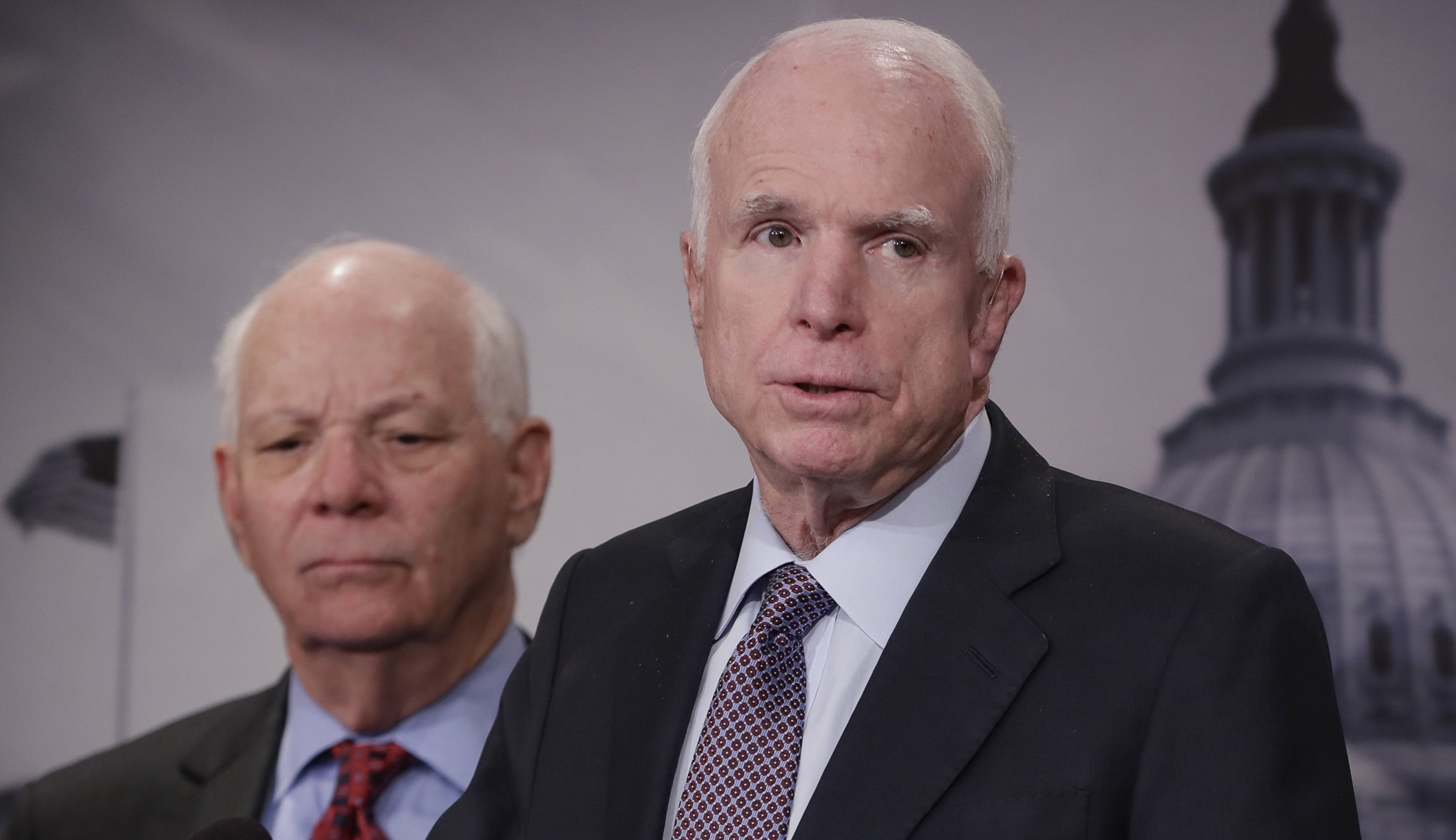 Senators accuse Trump of ignoring Russia sanctions law