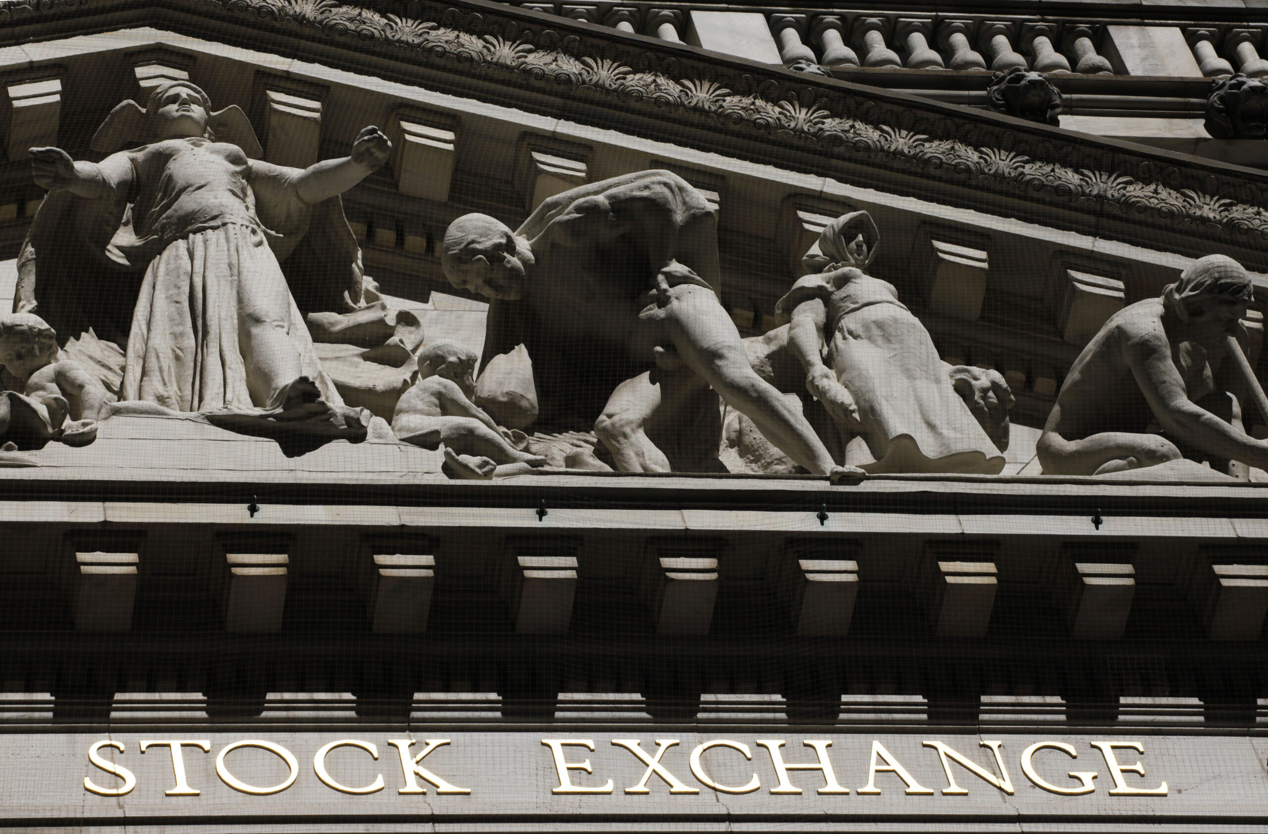 Stocks snap higher on Wall Street; Citigroup up