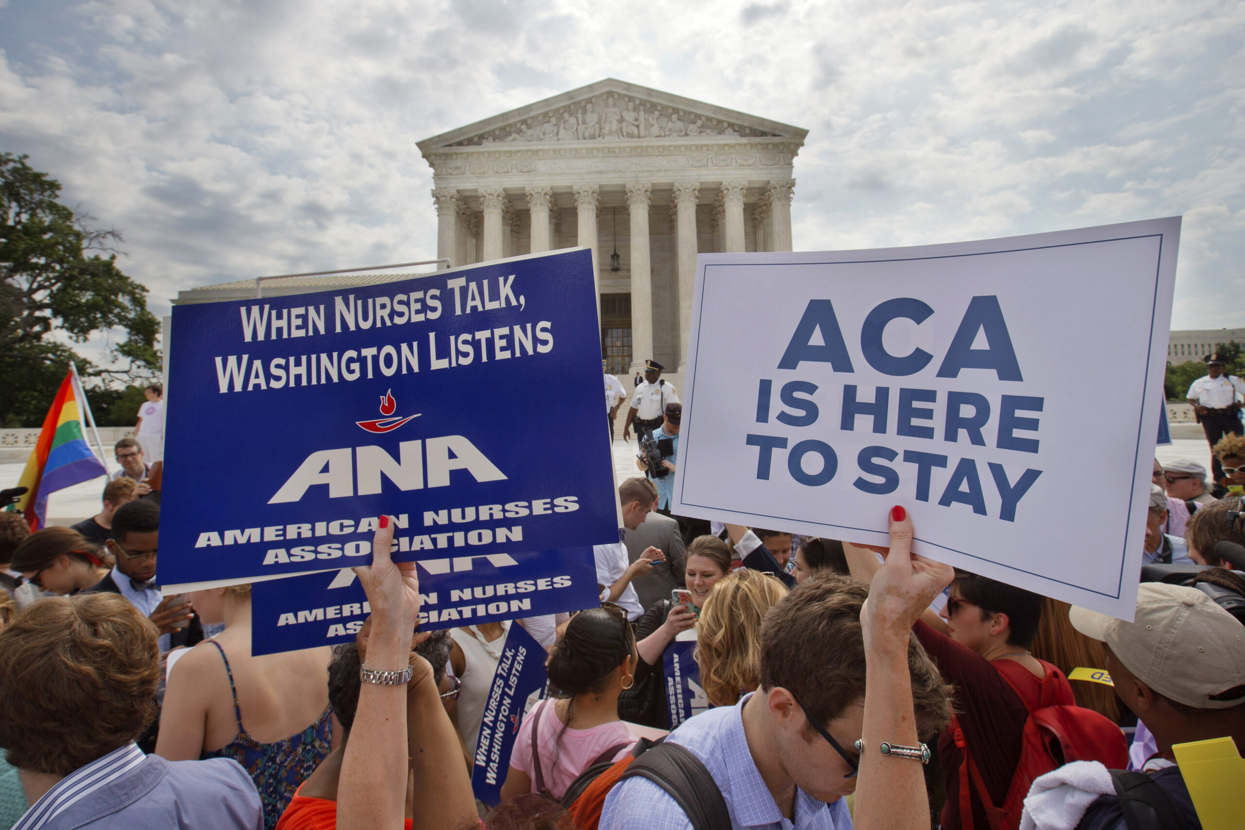 Poll: Most Americans support Obamacare decision