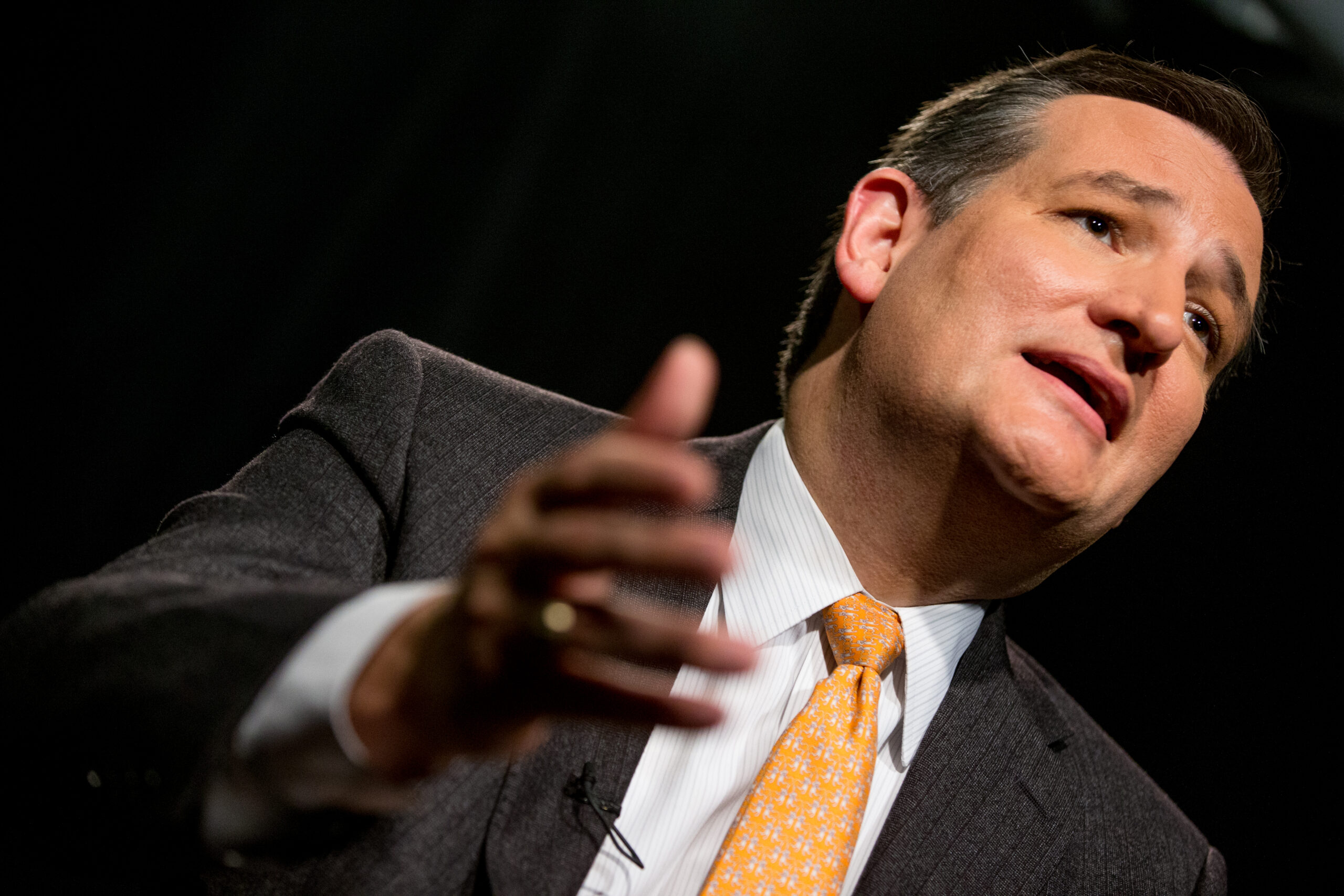 Cruz asks radio stations to stop running attack ads