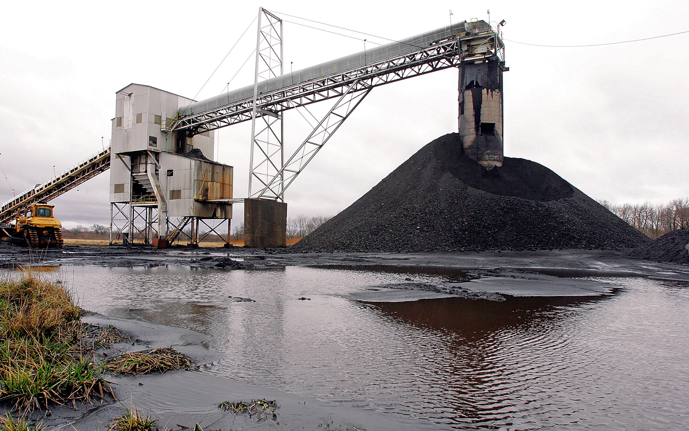 Grid watchdog: Coal use falls faster under Obama climate plan