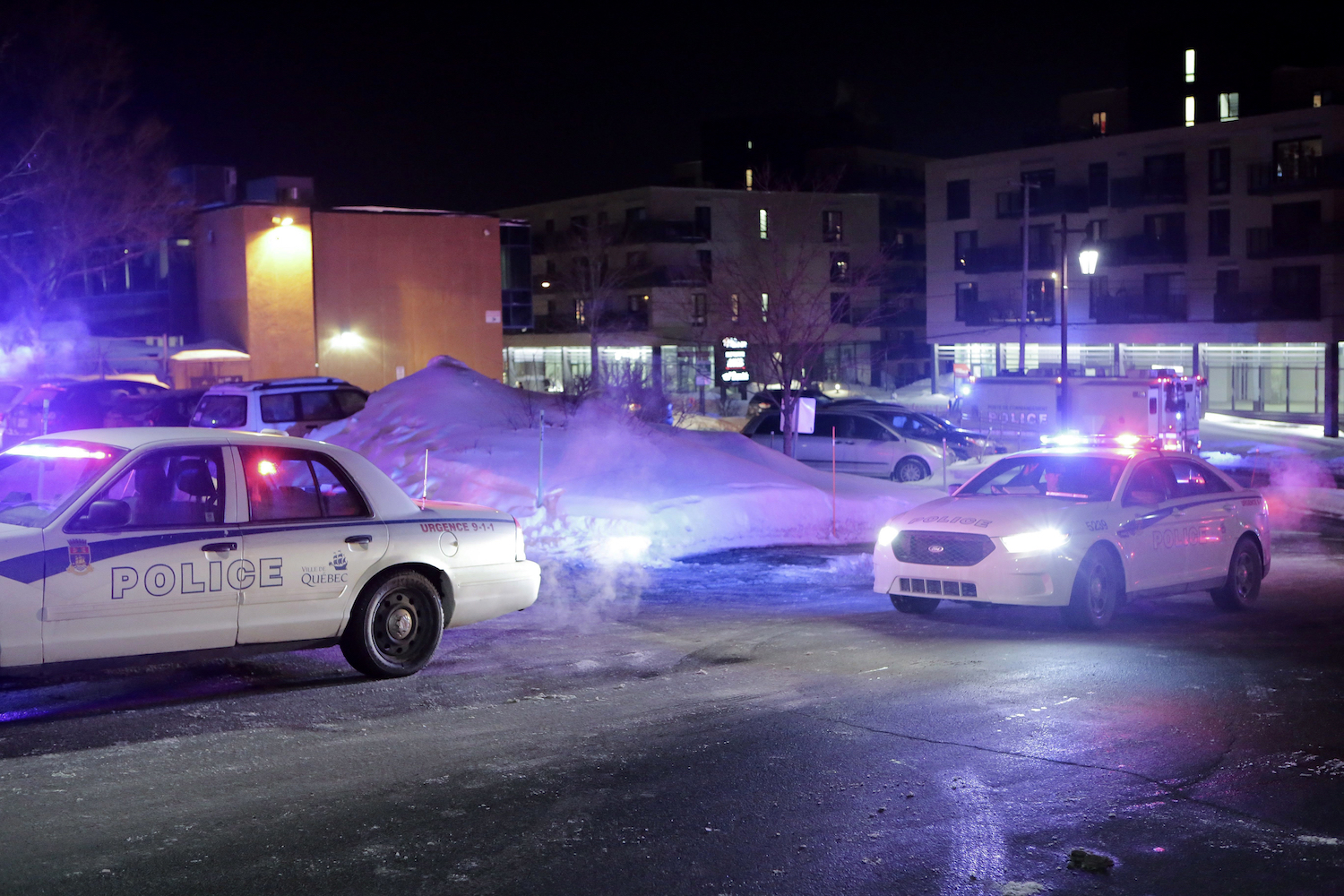 Newsrooms show curious standard in covering the Quebec shooting