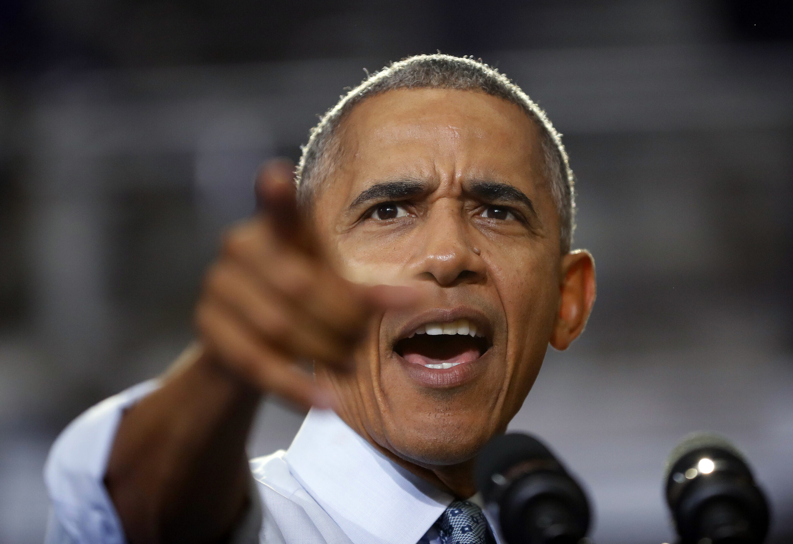 Obama: Sexism a hurdle to electing Clinton