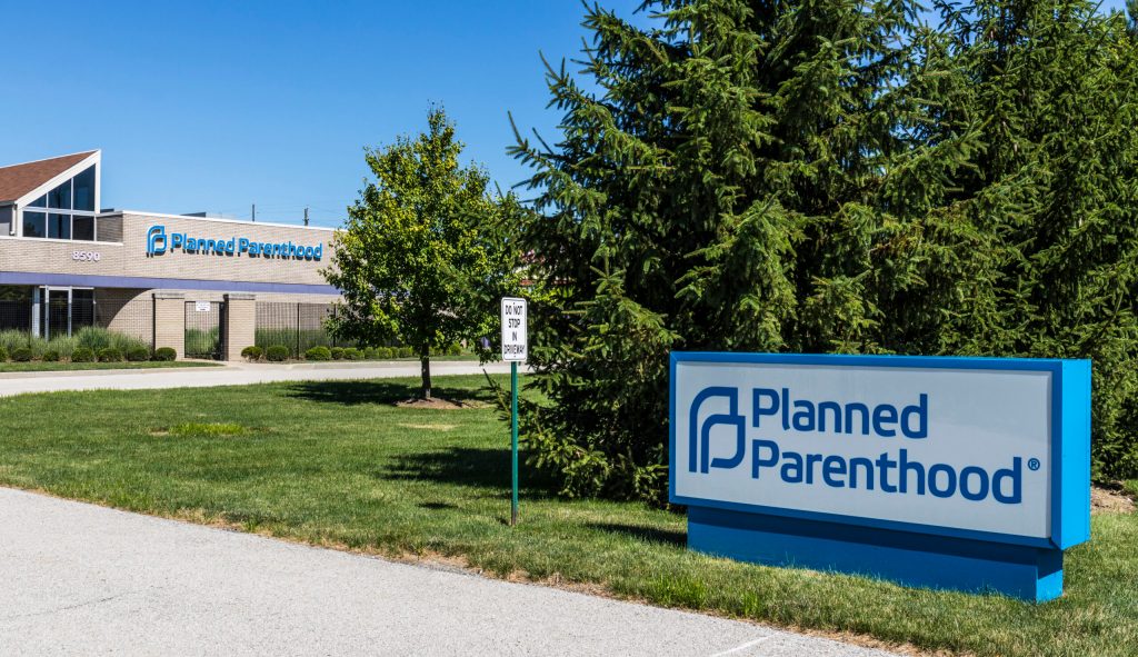 Abortionists unionize as states restrict procedure