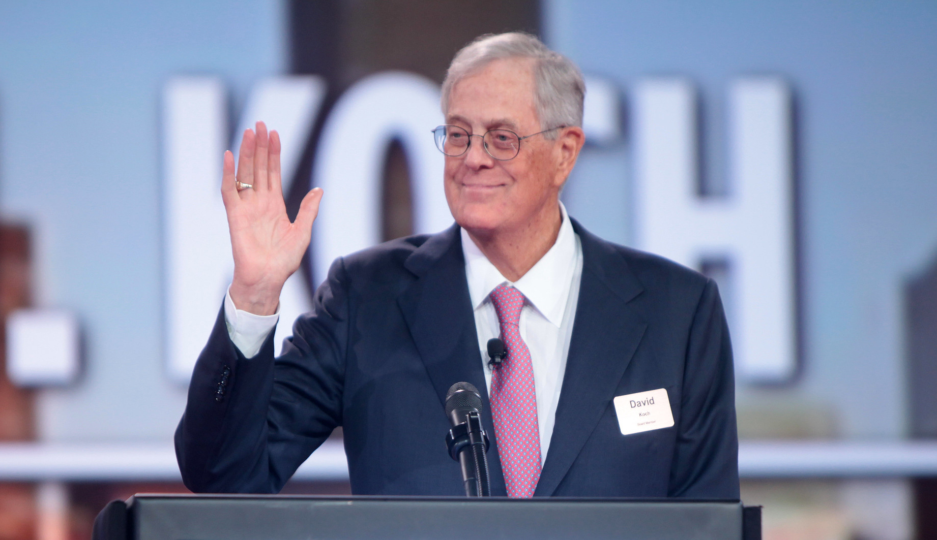 America loves to hate billionaires