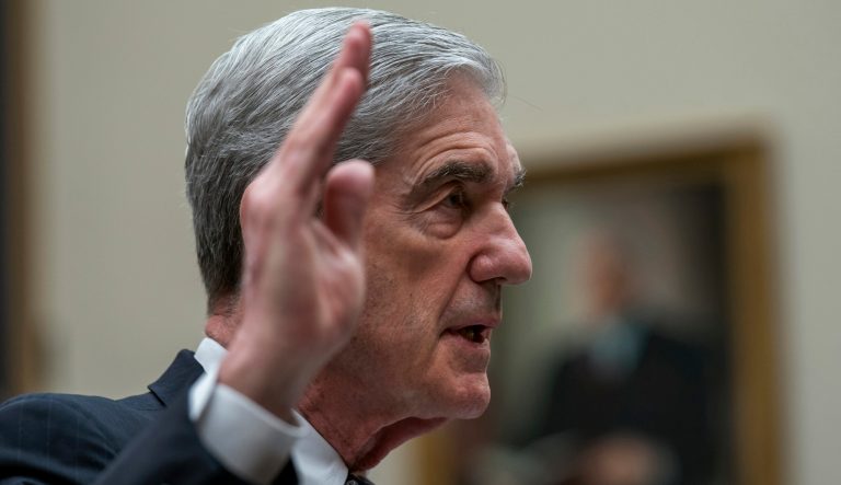 ‘He was in the field of fire’: MSNBC contributor compares Mueller testimony to Vietnam Robert Mueller is sworn in to testify to the House Judiciary Committee about his investigation into Russian interference in the 2016 election.