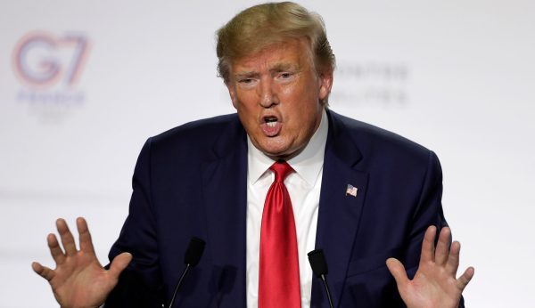 2020 Democrat blames Amazon fire on Trump trade war with China