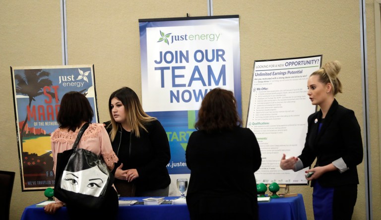 Forecasters had expected jobless claims to drop to 252,000. Low jobless claims are a good sign. They indicate that layoffs are rare, and accordingly that job creation is strong. (AP Photo/Marcio Jose Sanchez)