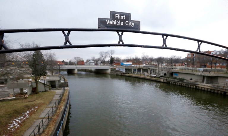 Democrats plan to block a last-minute funding deal offered by Republicans because it doesn't include any emergency money for Flint, which switched its source of water in 2014 to the Flint River, which was so polluted that the water eroded the lead pipes leading to people's homes. (AP Photo/Carlos Osorio, File)