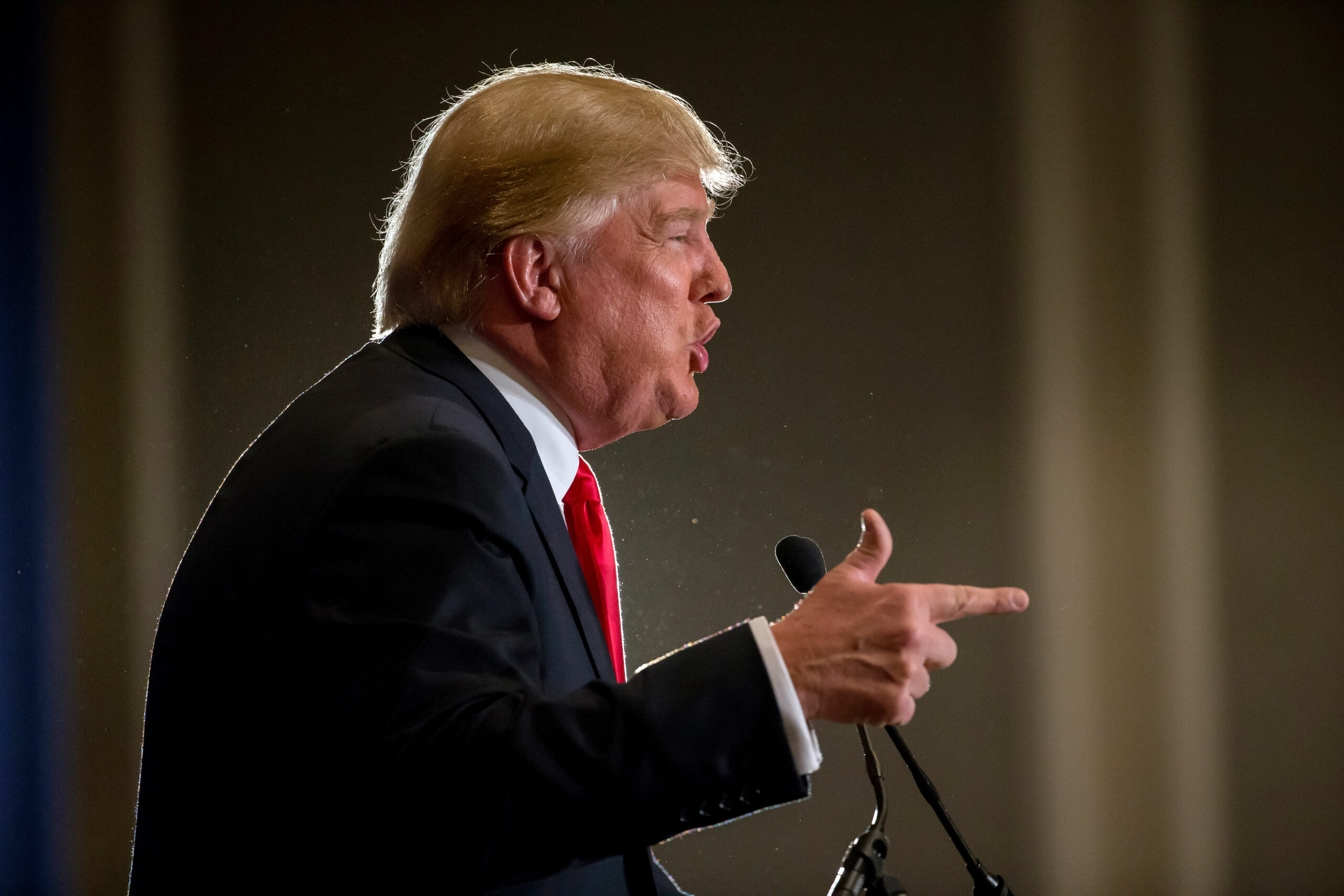 Anti-Trump skywriting appears over Rose Parade