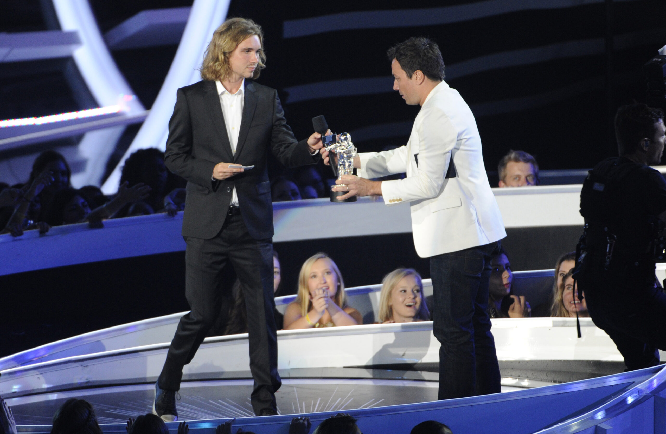 Miley Cyrus date barely makes court appearance