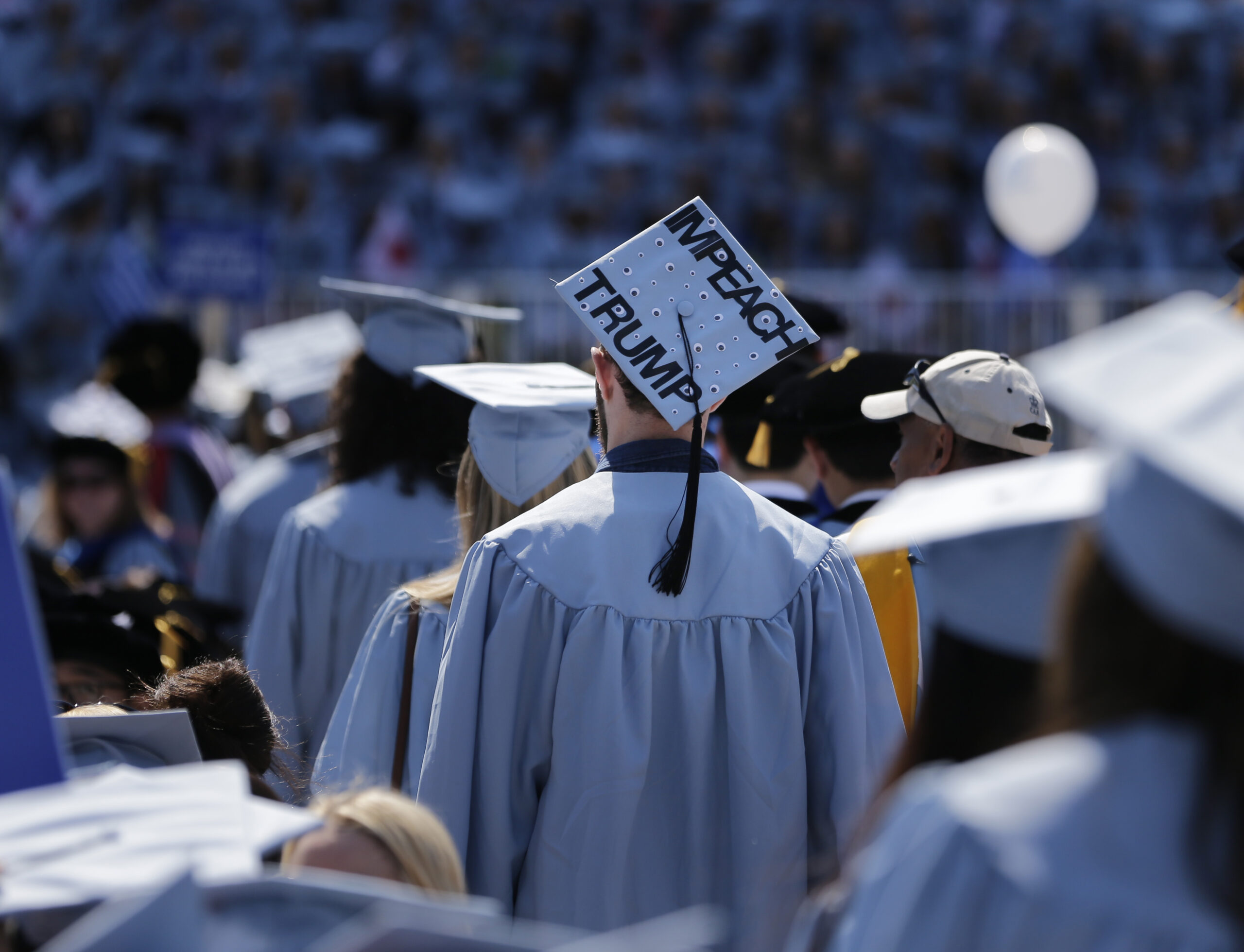 Poll: Impeaching Trump, 43% yes, 45% no