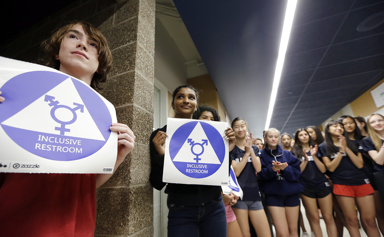 Supreme Court extends briefing schedule in transgender case
