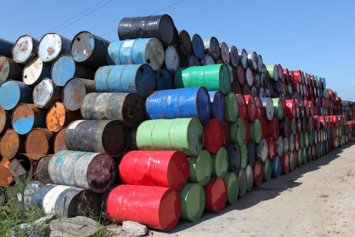 Government investigators have found crude oil being transported from North Dakota's Bakken region was misclassified in samples taken from 11 out of 18 truck shipments en route to rail loading stations, federal transportation officials said Tuesday. (Thinkstock Image)