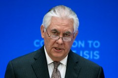 Rex Tillerson: US forces will stay in Iraq after defeat of Islamic State