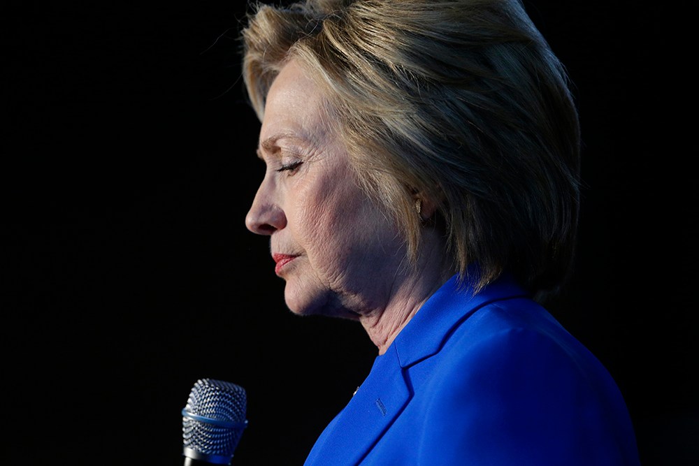Prosecutors: Clinton contributions compromise integrity of Justice Dept.