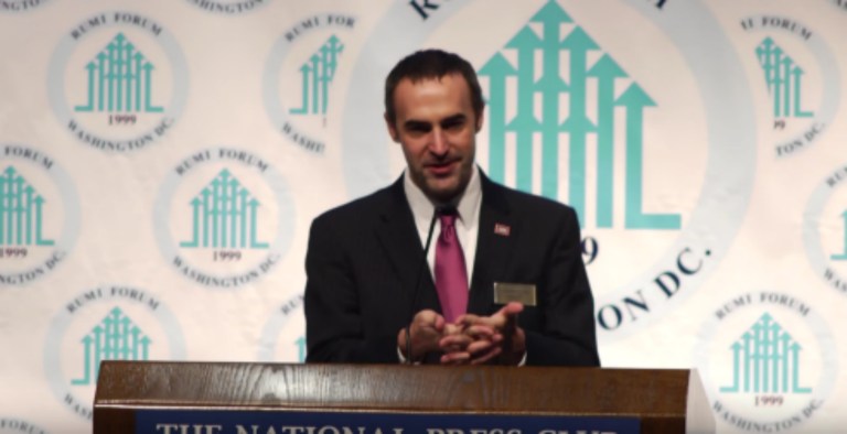 National Press Club President Thomas Burr hit Republican Donald Trump on Friday for attempting to intimidate members of the press. (screenshot)