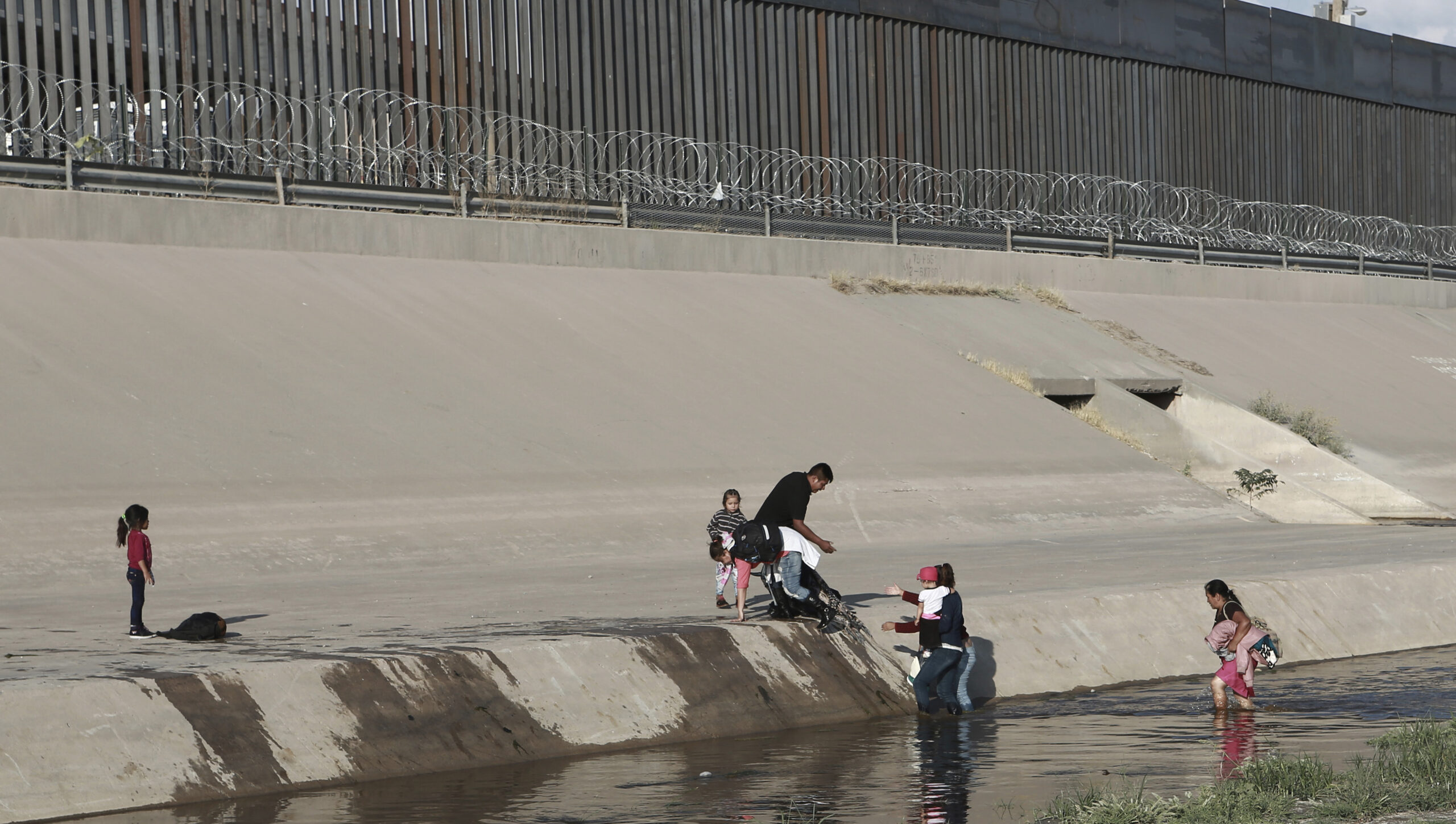 Border Patrol facility in El Paso secretly dumping dirty water into city’s drinking supply