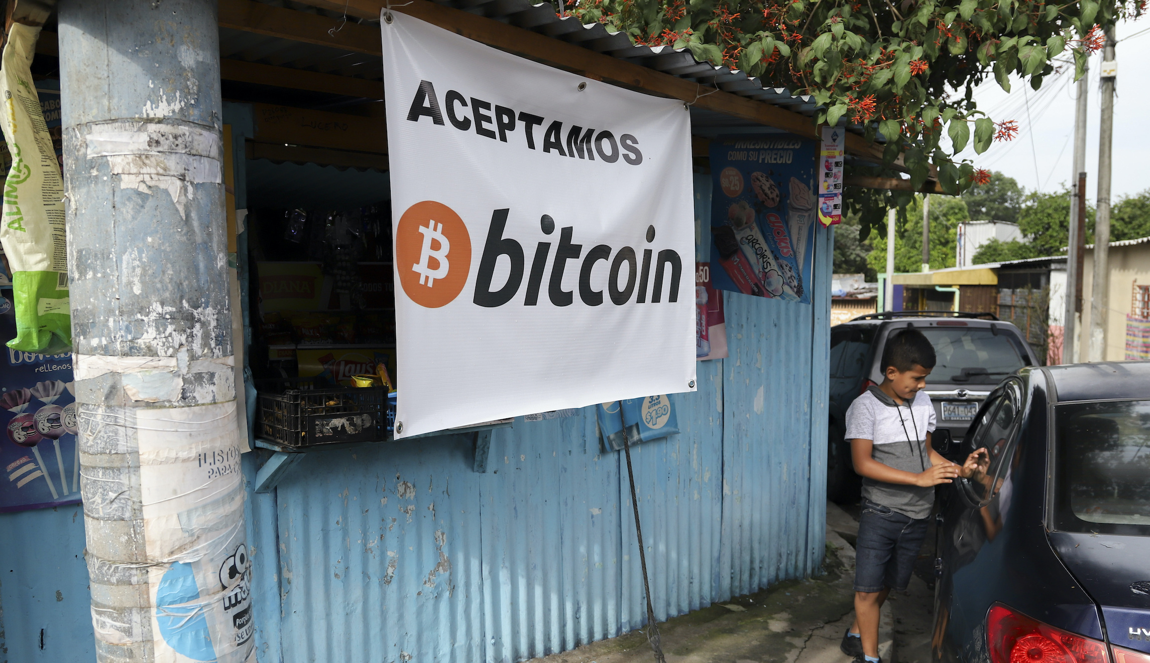 Top senators take aim at El Salvador bitcoin adoption over national security risks