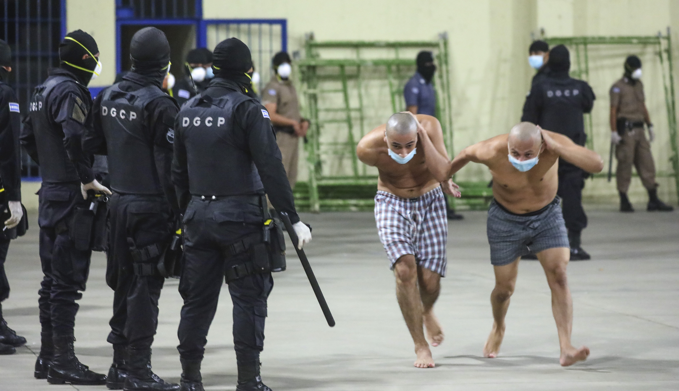 El Salvador authorizes ‘lethal force’ against gangs as murders spike during coronavirus pandemic