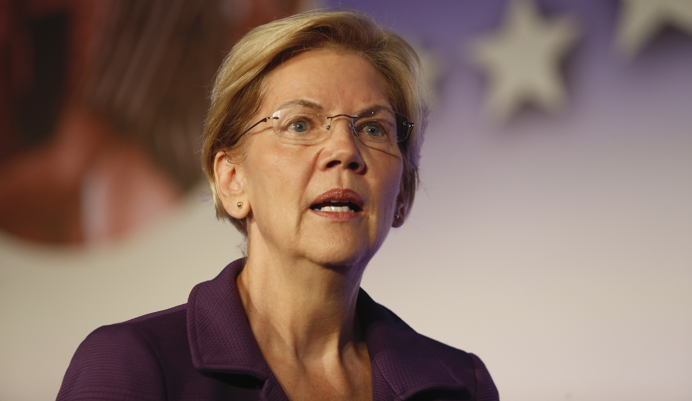 Elizabeth Warren stands by claim she was fired from teaching for being ‘visibly pregnant’