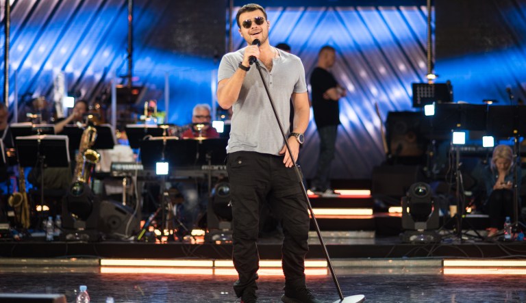 Robert Mueller wants to interview Russian pop star who helped set up Trump Tower meeting, lawyer says