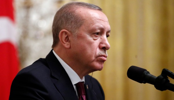 Erdogan plays propaganda video for Trump, lawmakers during White House visit