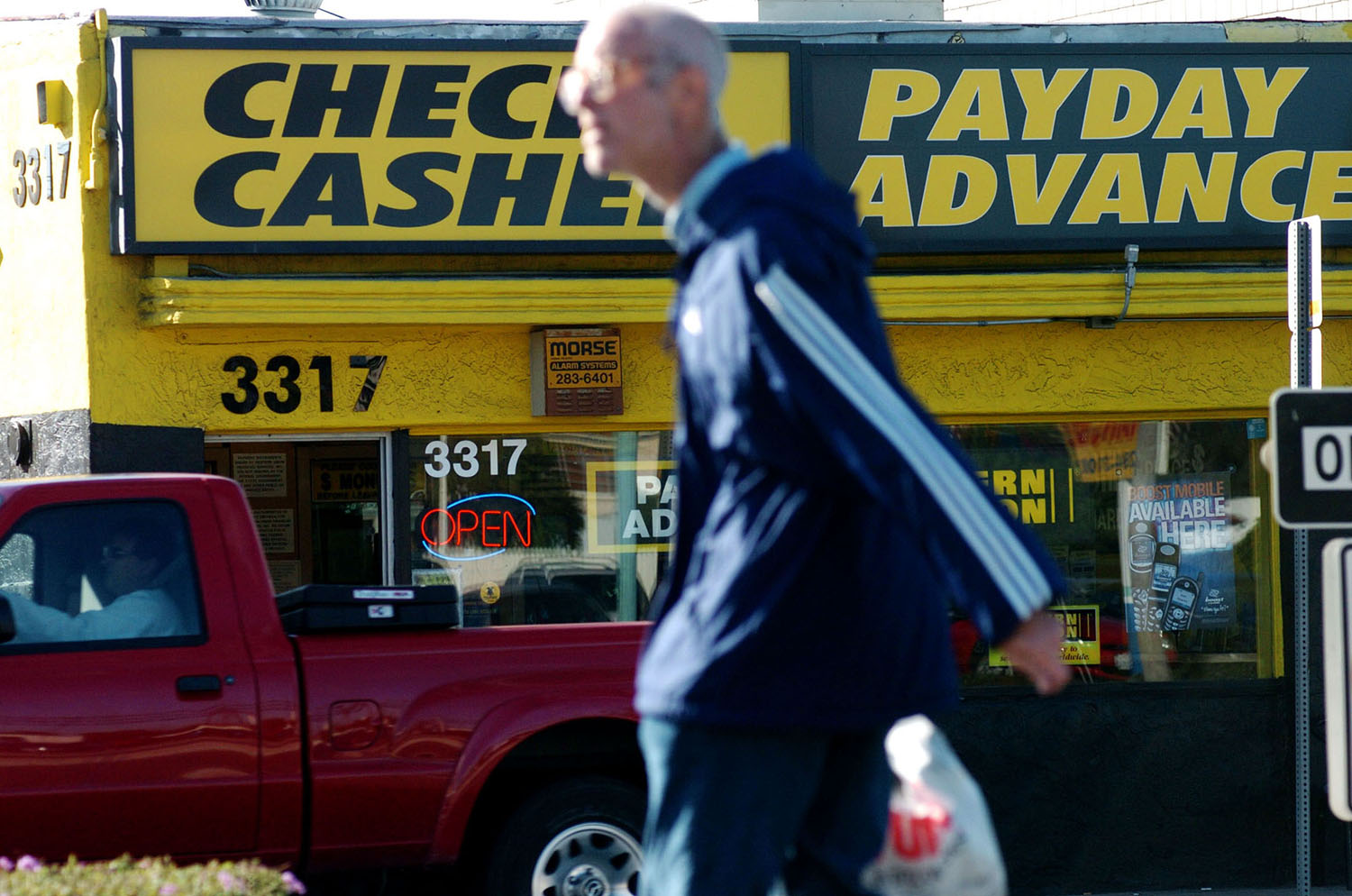 Banks and credit unions join forces against new payday rules
