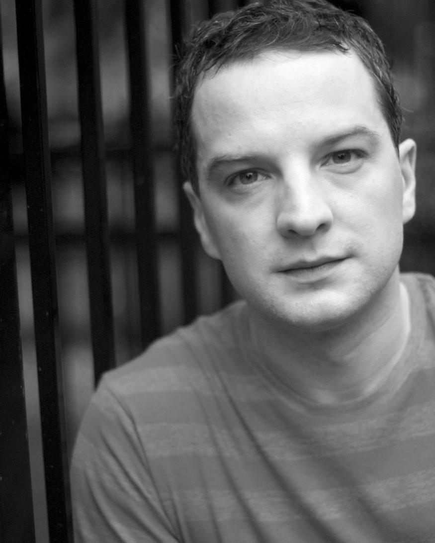 Euan Morton revives his Shakespearean past