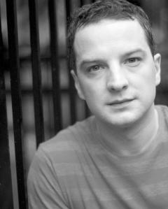 Euan Morton revives his Shakespearean past