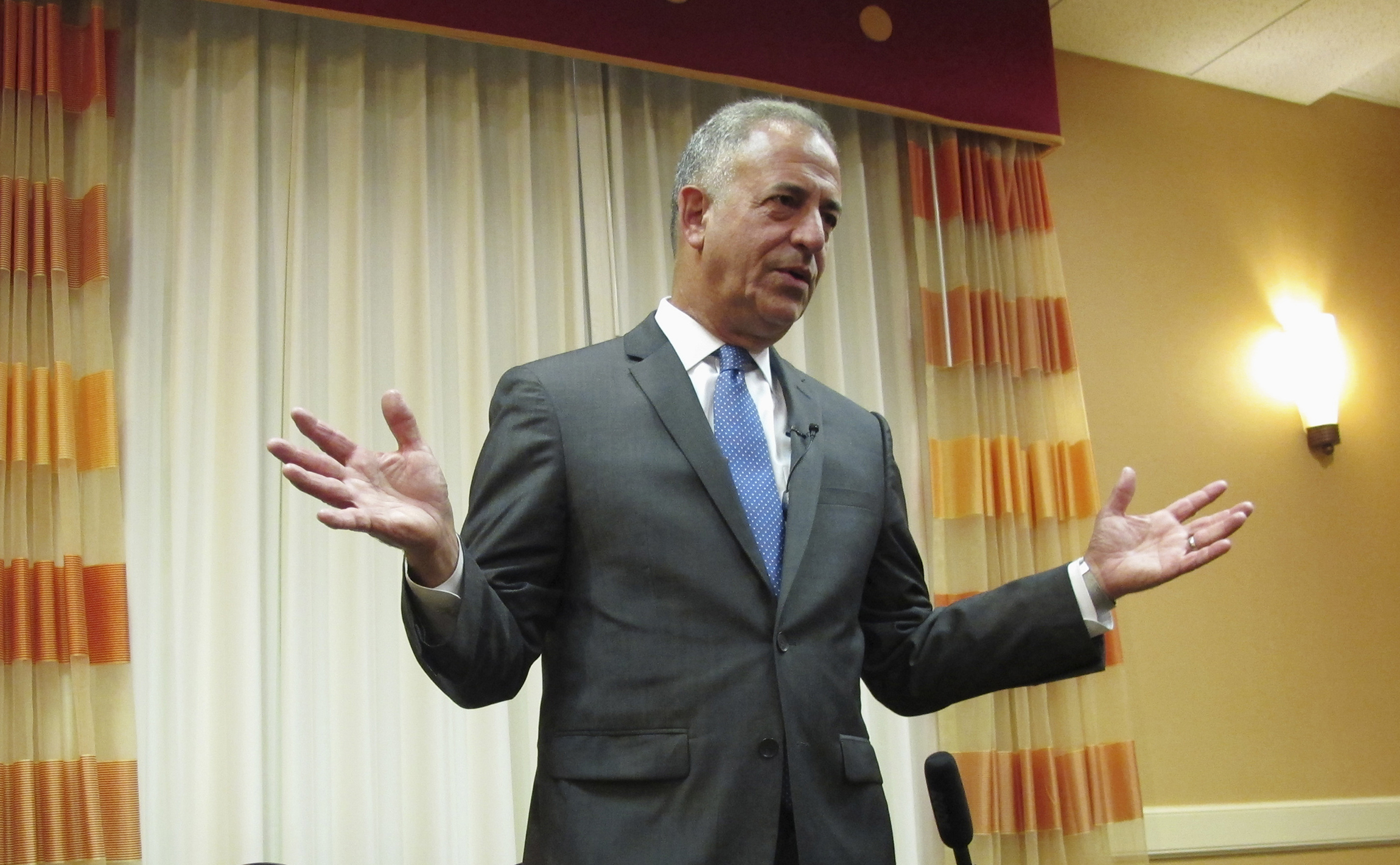Republicans slam ‘hypocritical’ Feingold on college affordability