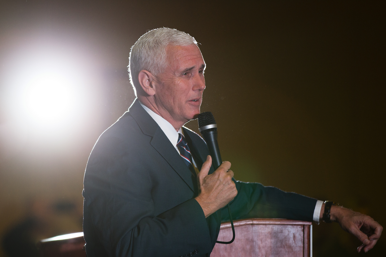 Mike Pence touts admiration for JFK in Ohio