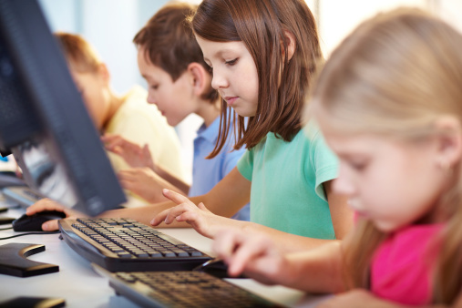 Federal education officials renewed a threat this week to withhold funds from California if it moves forward this spring with a plan to abandon the standardized tests the state's public school students have taken since 1999 and replace them with computerized tests. (Photo: Thinkstock)
