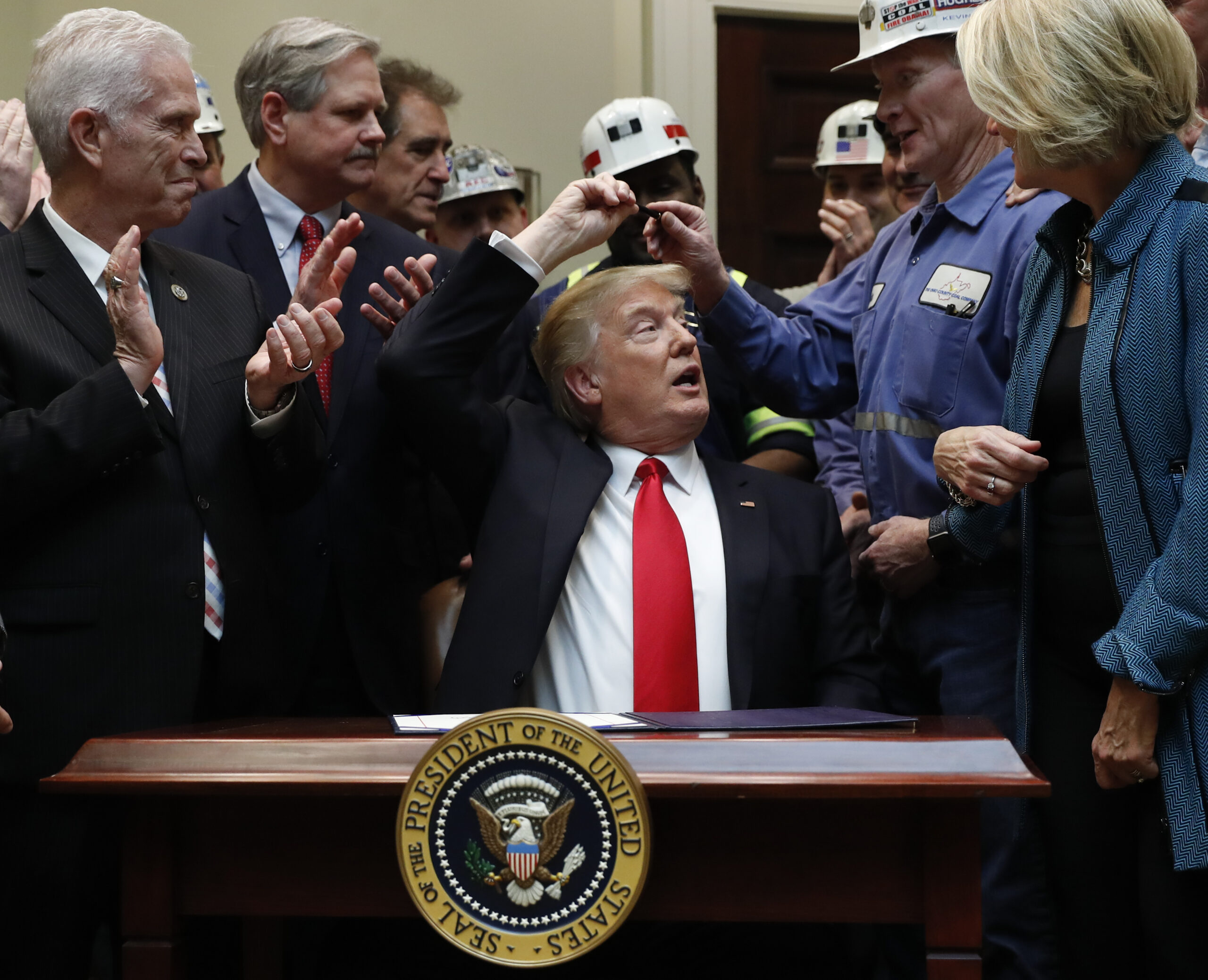 Poll shift: Voters eager for government to do more, ‘hopeful’ about Trump