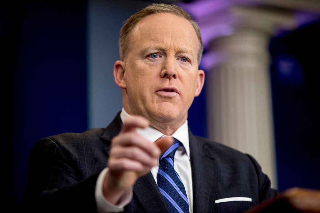 White House hints Republicans may not have tax reform plan by August
