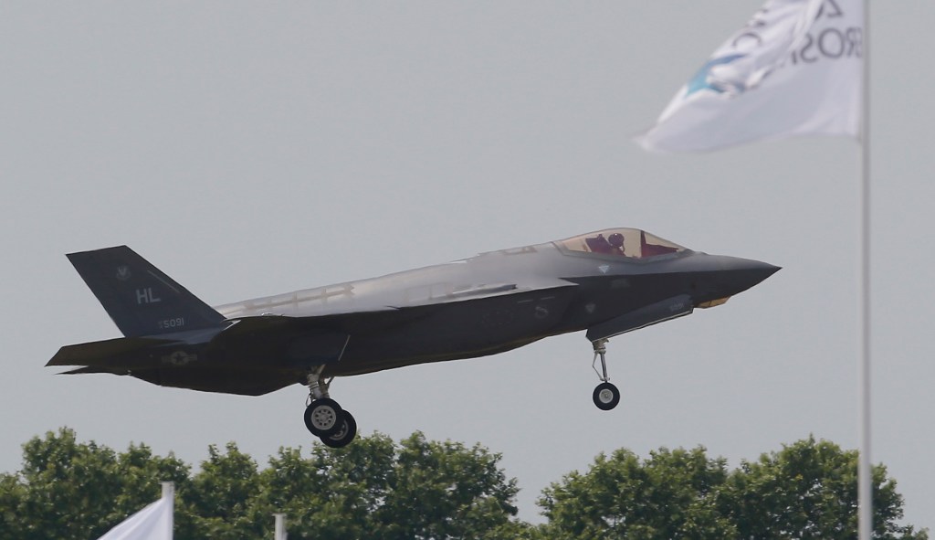 US plane manufacturers just won the Paris air show