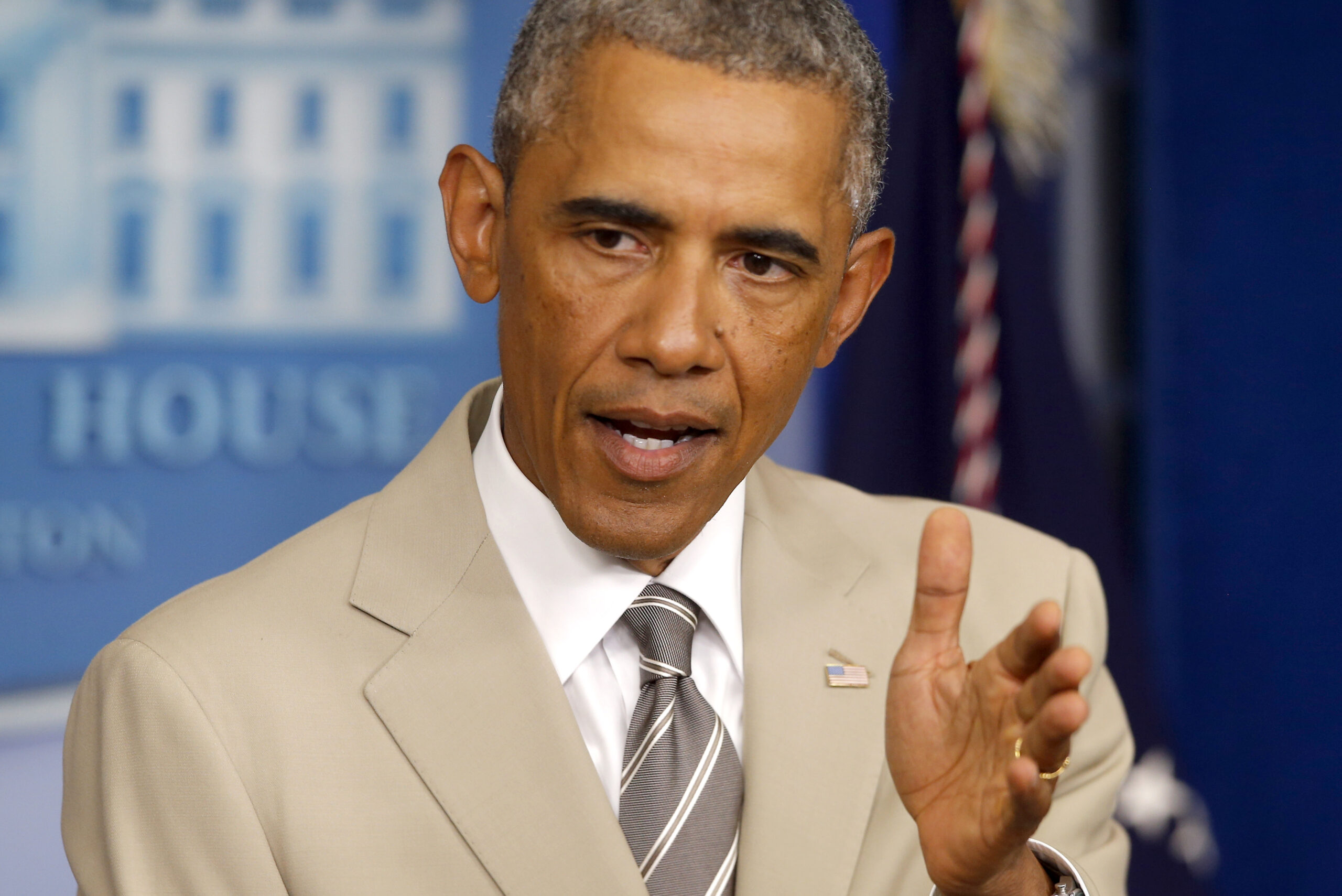 Obama rules out US military action in Ukraine