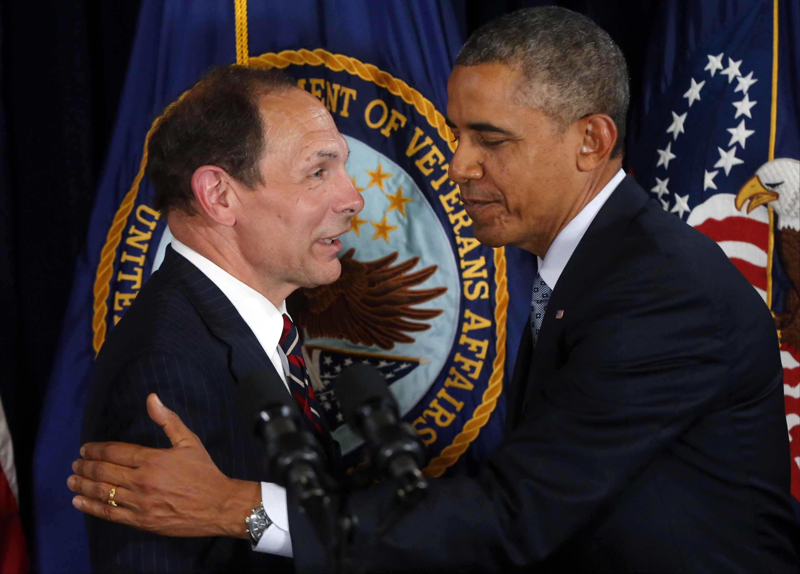Obama lauds former CEO as right choice to fix VA