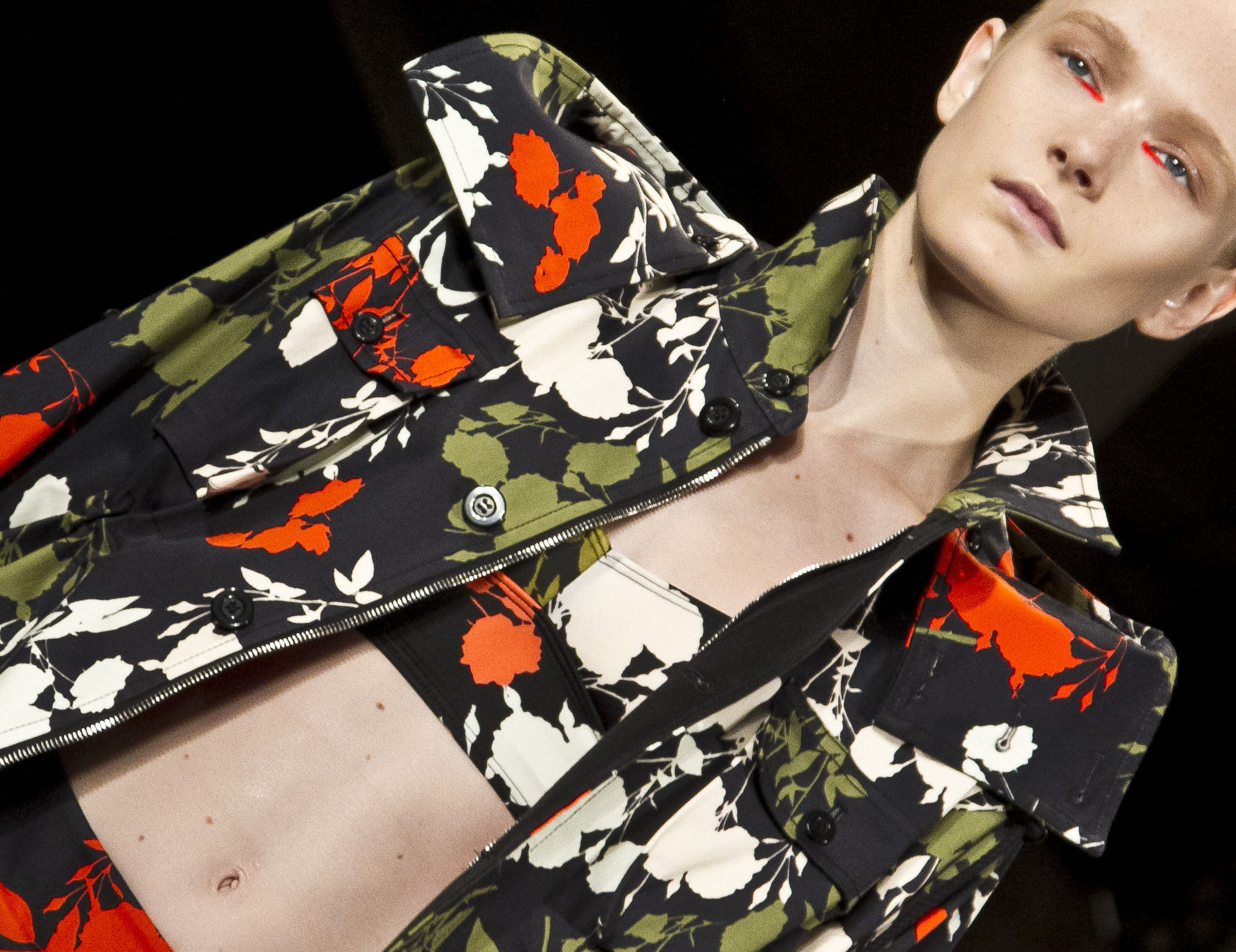 Peter Som makes olive green fun for spring